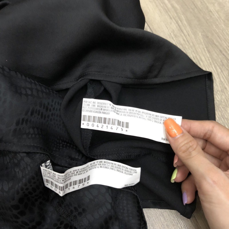 Đầm Satin Dây Cổ Đổ Rút Dây Hông Sexy F21