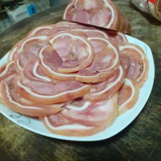 Giò bê (giò me cuốn tai)
