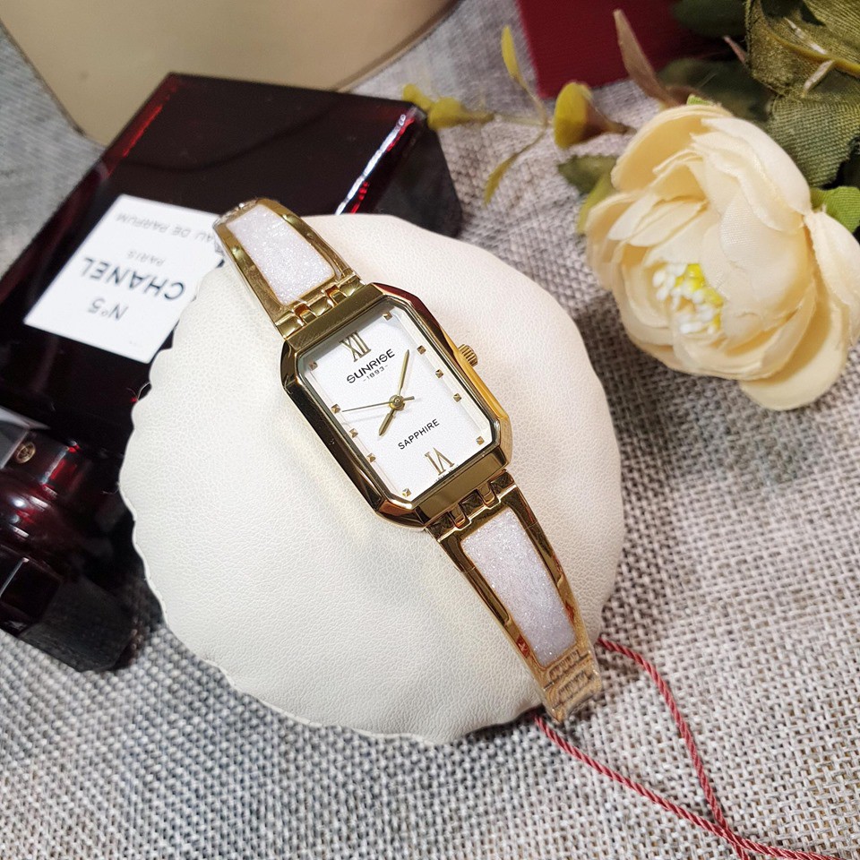 Đồng hồ Sunrise Nữ 9958SA mặt vuông chính hãng