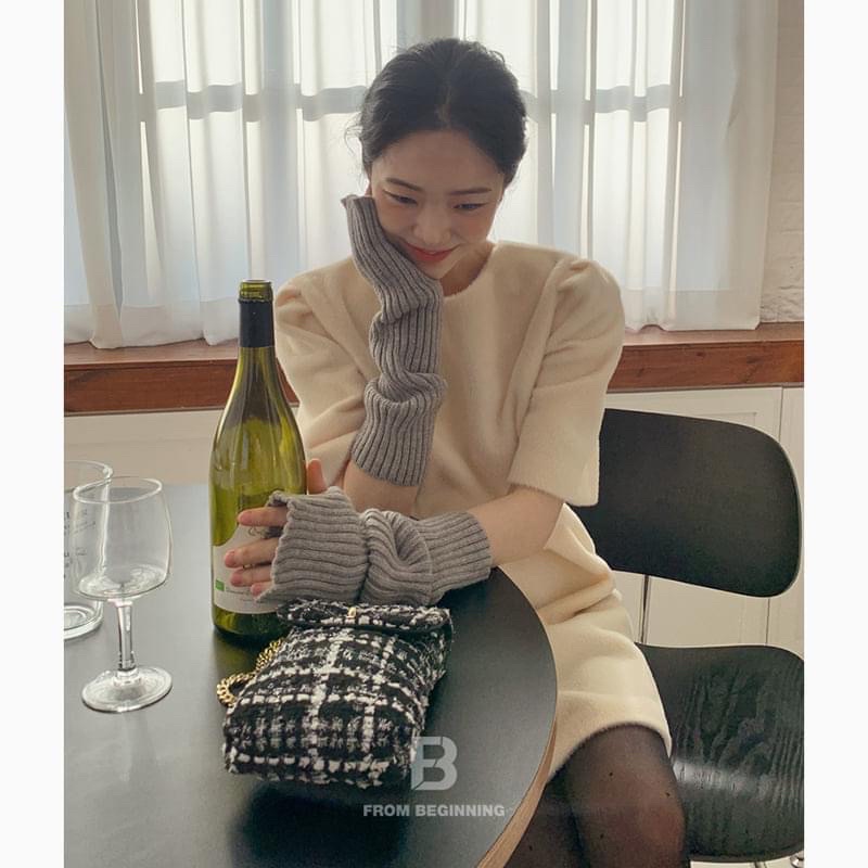 Váy be tiểu thư kèm nơ