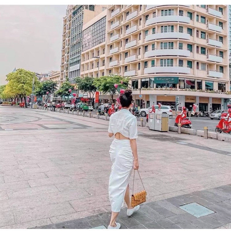 Váy cắt eo ZR dư xịn