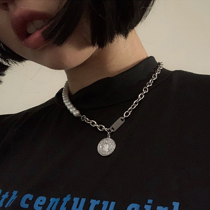 Vòng Cổ Choker Đính Ngọc Trai Phong Cách Hiphop Cá Tính