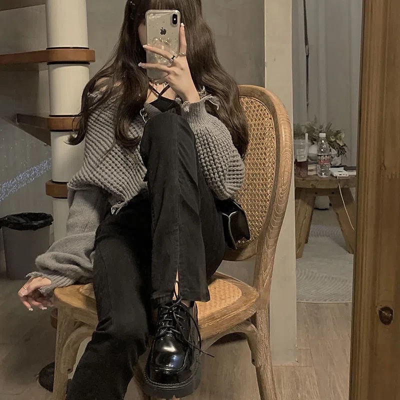 Áo Cardigan Len Croptop Dài Tay Màu Đen Be Ghi Cổ Tròn Cài Cúc, Áo Len Thu Đông Tua Gấu Phong Cách Hàn Quốc Cá Tính
