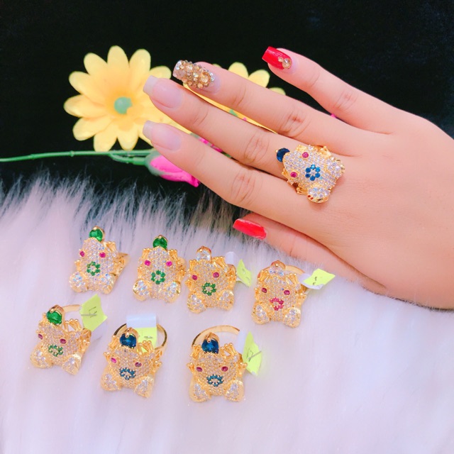 Nhẫn nữ kiểu con cóc ngậm tiền dát vàng 18k giao màu ( ngẫu nhiên )