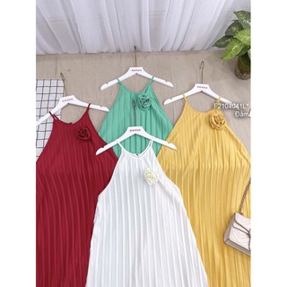 Đầm maxi dập ly dáng suông cổ yếm!