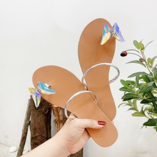 Dép xỏ ngón