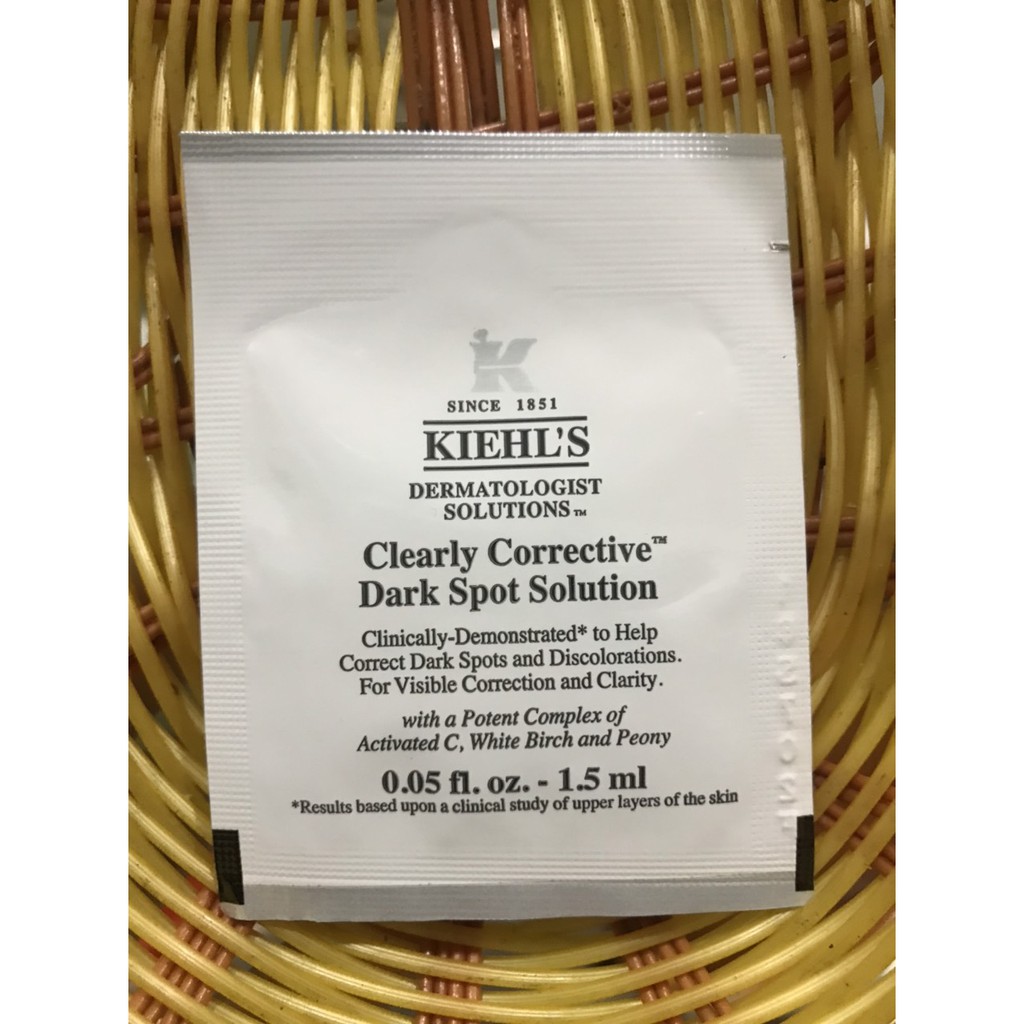 ( 1,5ML ) gói Tinh Chất Serum Làm Sáng Da &amp; Mờ Thâm Mụn kiehl's Clearly Corrective™ Dark Spot Solution