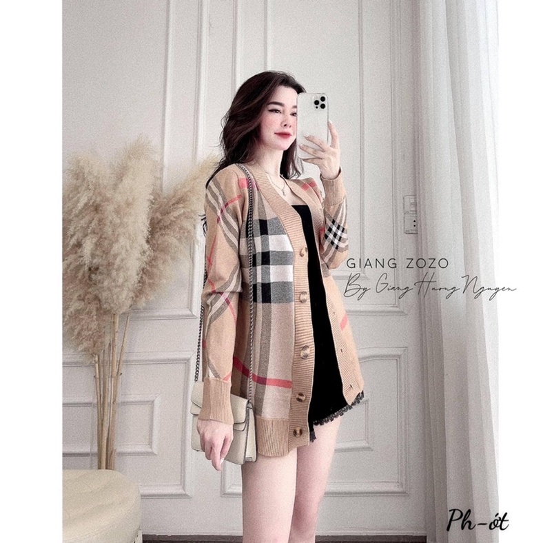 Áo carigan kẻ chuẩn tag