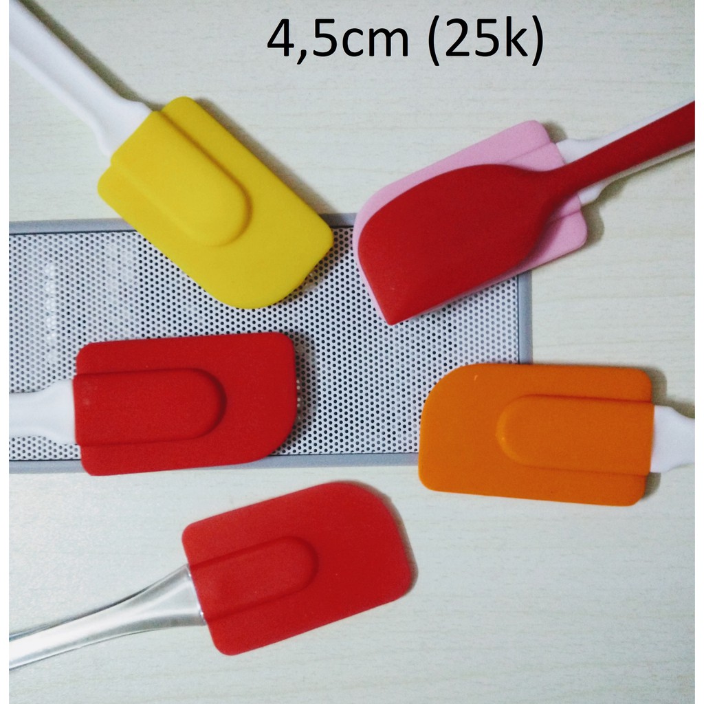 Combo 8 bay silicon vét nguyên liệu.