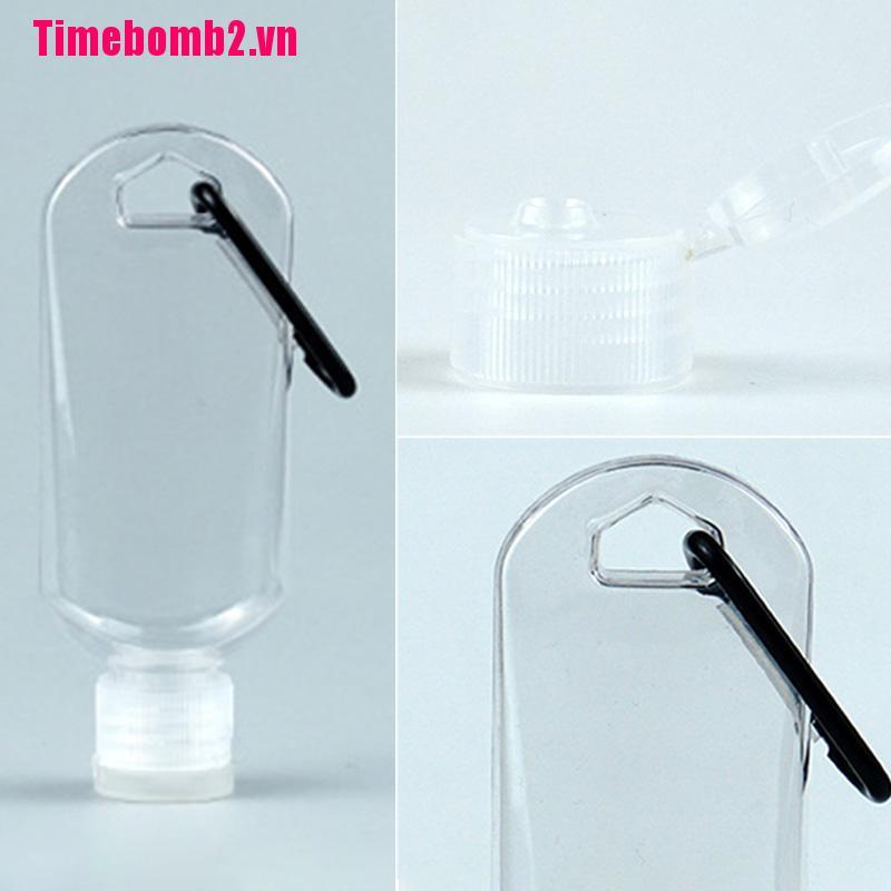 Móc Nhựa Treo Bình Nước Tiện Dụng