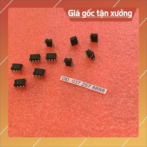 . IC nguồn LNK304(2 chiếc) ..