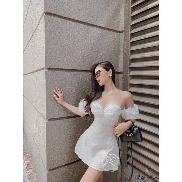 Set áo cup ngực trễ vai + chân váy