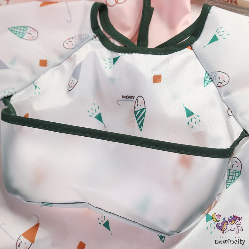 Yếm ăn dặm tay dài chống nước cho bé