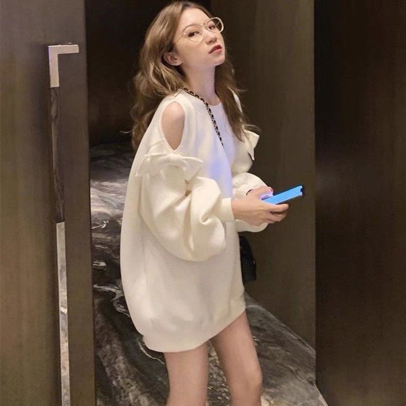 Áo nỉ khoét vai nơ trắng