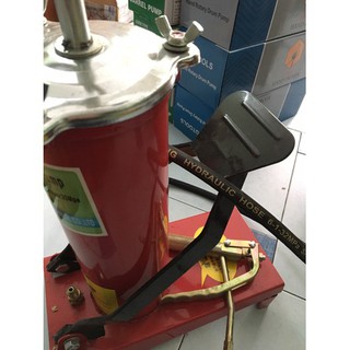 Máy bơm Mỡ Đạp Chân Dung Tích Chứa 6L