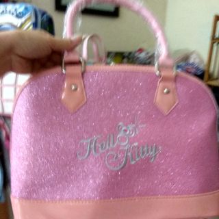 Túi hến Hello kitty chính hãng
