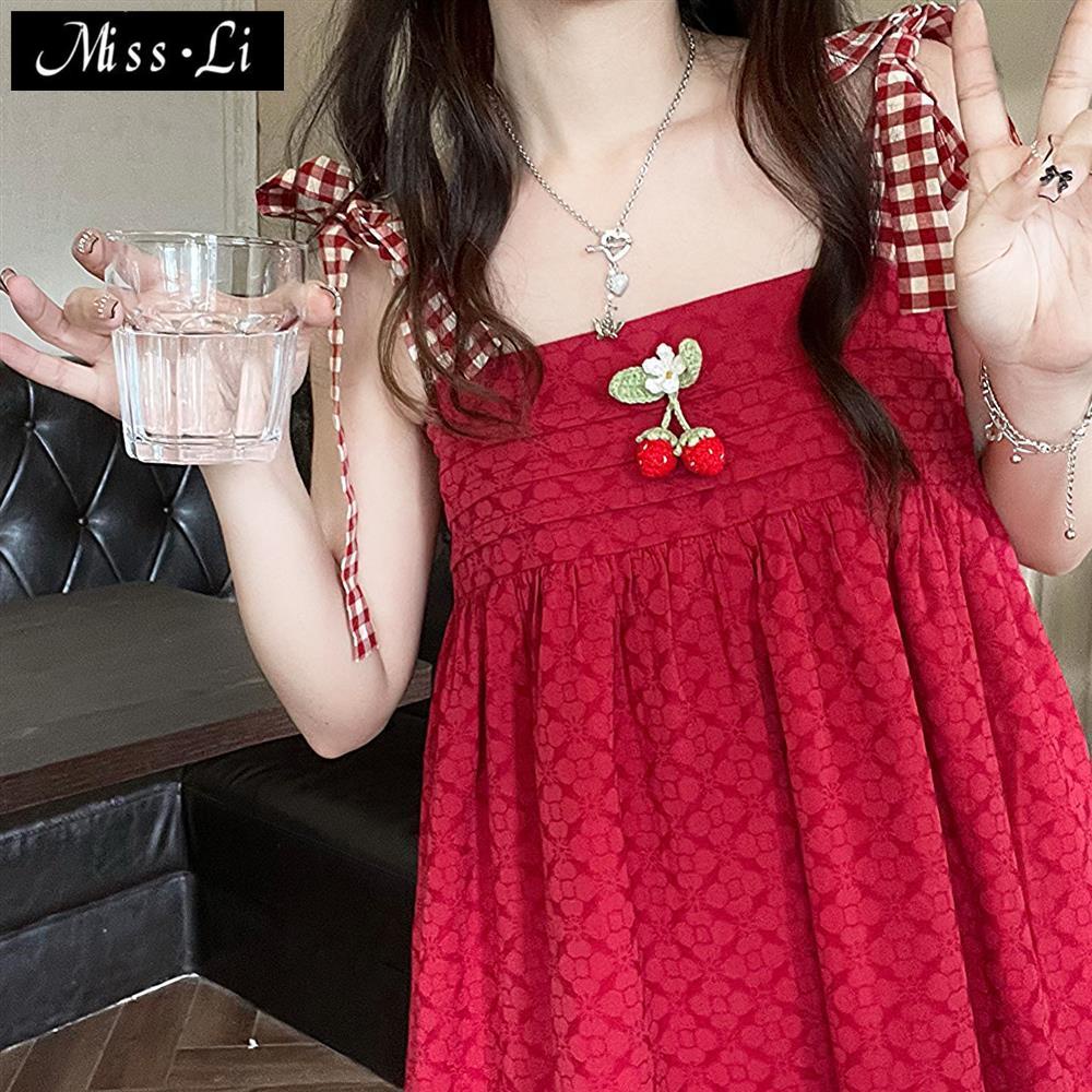 Set Đầm Hai Dây + Áo Khoác Chống Nắng Họa Tiết Dâu Tây Phối Bèo Ngọt Ngào Thời Trang Mùa Hè Cho Nữ