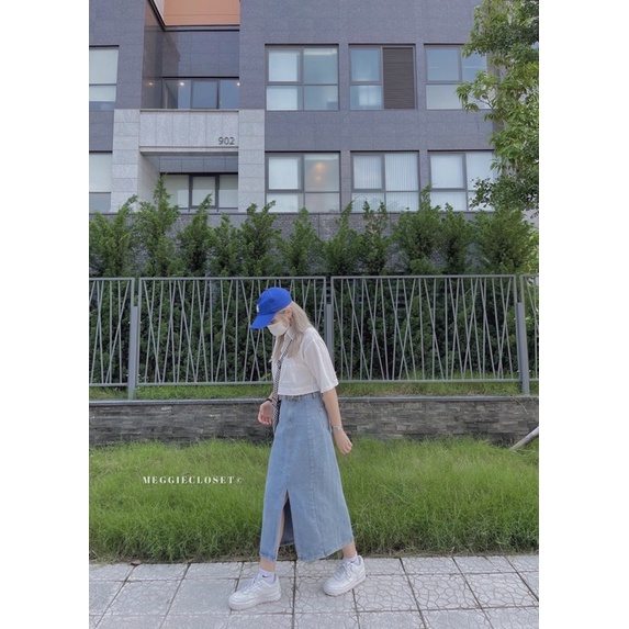 Chân váy jean xanh đậm nút 1 bên