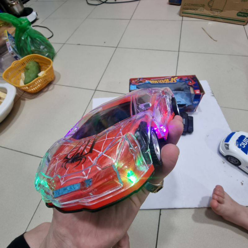 Ô tô điều khiển từ xa loại chất lượng cao