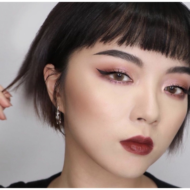 Phấn mắt Huda beauty Naughty