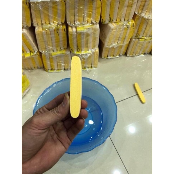 Bông nở bọt biển rửa mặt