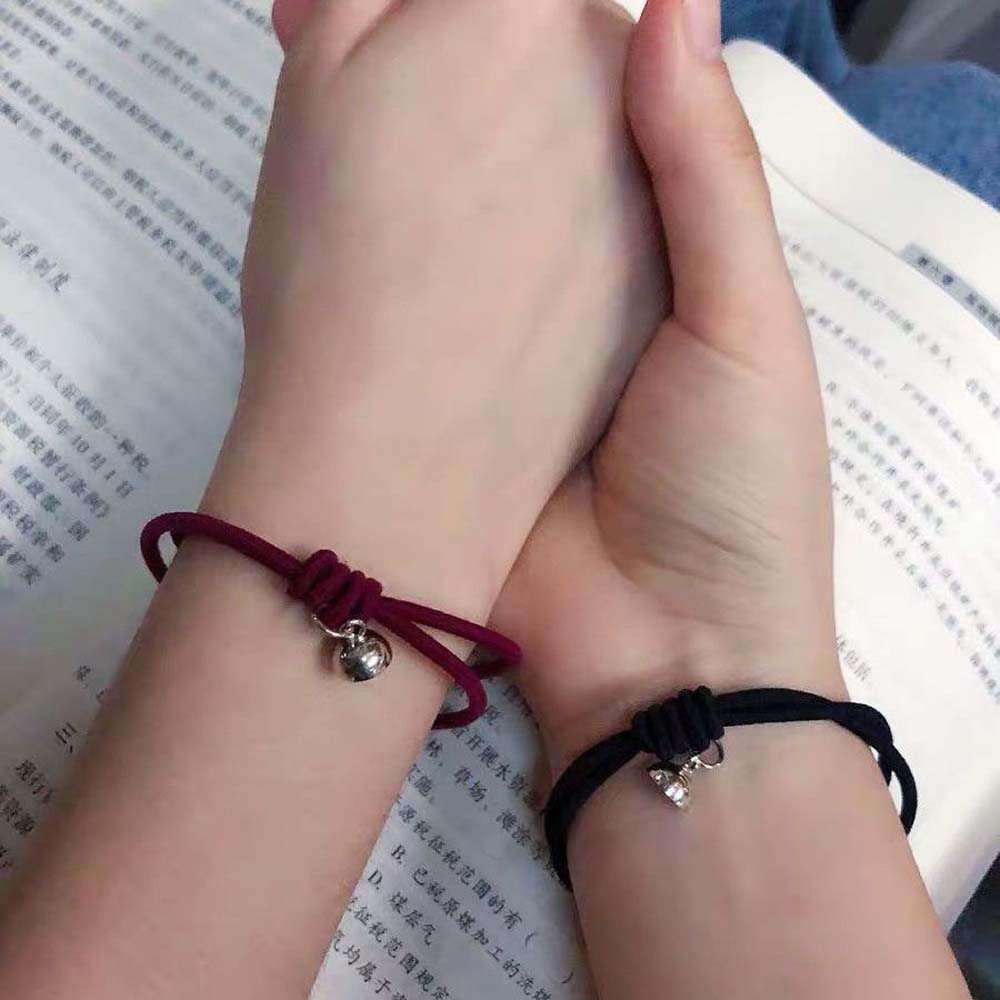 Vòng Tay Mặt Kim Loại Khắc Chữ Ý Nghĩa Cho Cặp Đôi