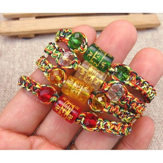 Vòng tay bình an tết chỉ ngũ sắc