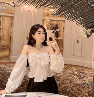 ÁO TRẮNG NƠ NGỰC RỚT VAI