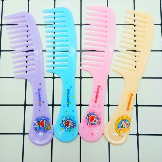 Lược Chải Tóc Răng Thưa Đủ Mẫu Plastic Comb 8816 VC (giao mẫu ngẫu nhiên)