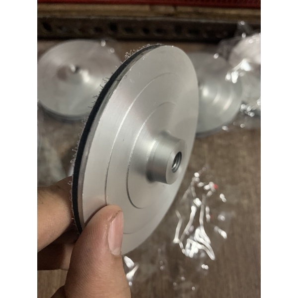 Đế nhôm dán giấy nhám 1 Tấc