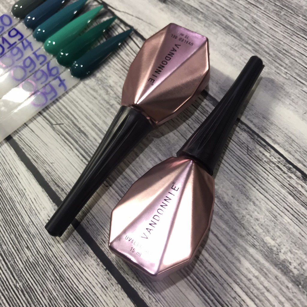 Sơn gel VANDONNIE màu 066-076 tông đỏ Thiên Di Nail