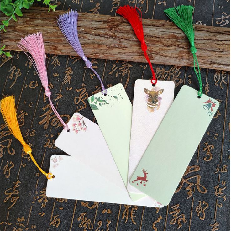 Chiếc Đánh Dấu Sách Kèm Dây Tua Rua Cổ Trang Xinh Xẻo-Bookmark Cổ Trang