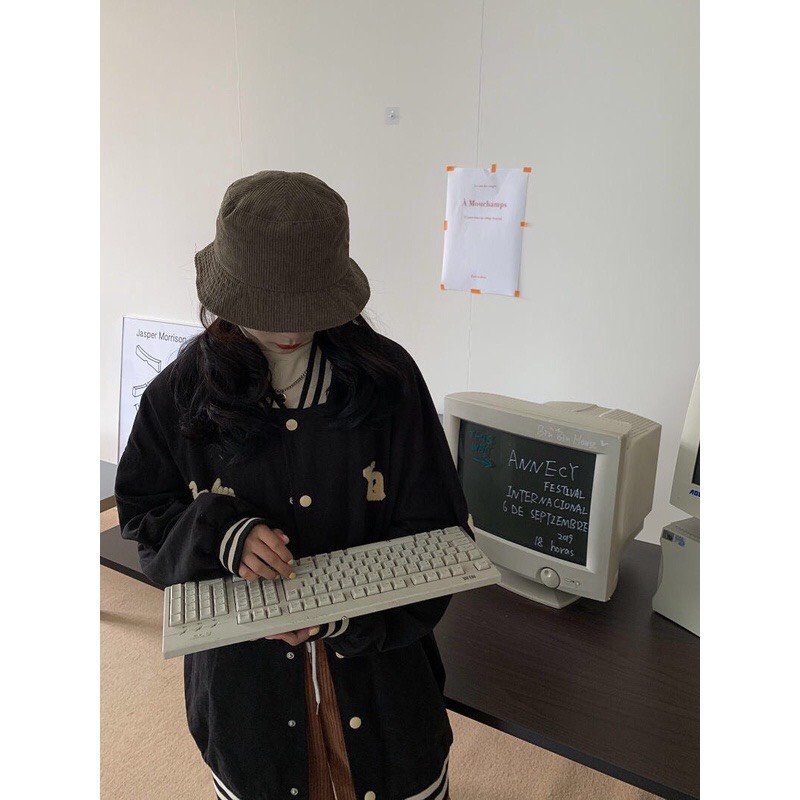 Áo Bomber Thêu Chỉ nổi Vàng YQ Áo Khoác Unisex Dáng Rộng Cúc Bấm | BigBuy360 - bigbuy360.vn