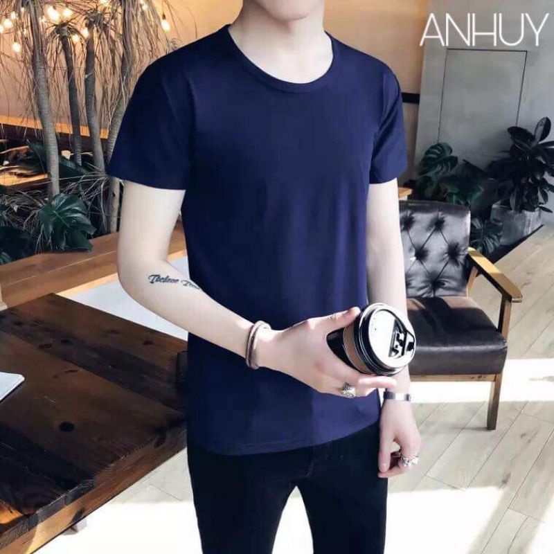 Áo phông trơn nam nữ .