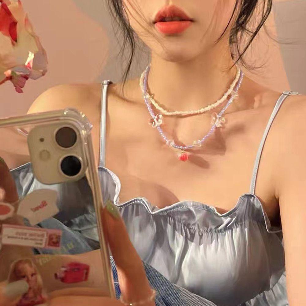 Vòng cổ Mặt Hình Trái Tim Và Bướm Bằng Nhựa Resin Đơn Giản Sáng Tạo Phong Cách Hàn Quốc Cho Nữ