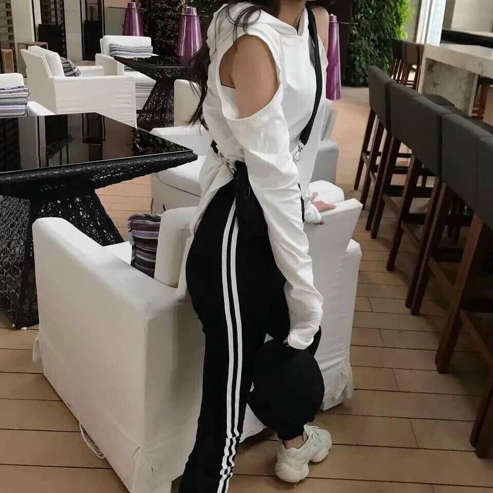 QUẦN LEGGING ĐEN VIỀN SỌC FORM TÔN DÁNG XỊN XÒ