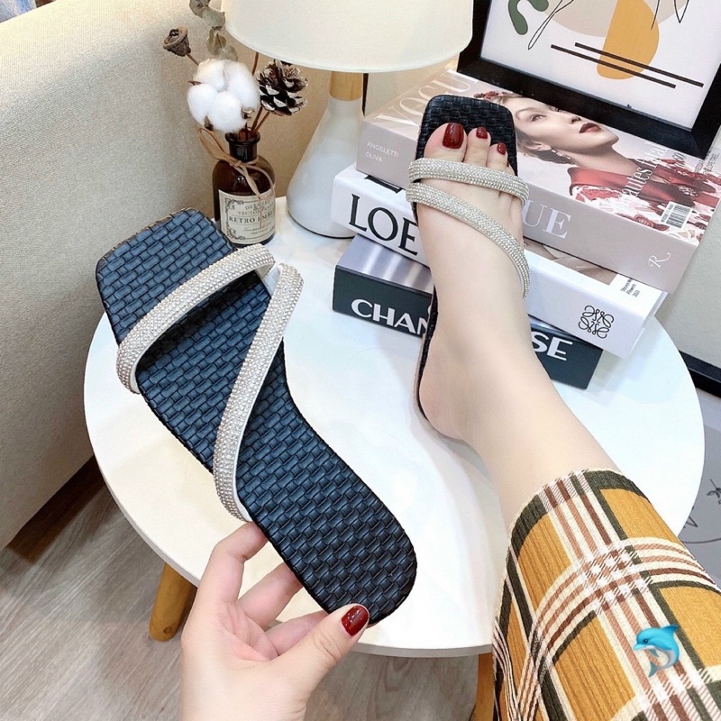 Dép lê bệt nữ SOBINAA quai ngang mũi vuông đính đá xoàn kim sa lấp lánh sang chảnh đi chơi đi du lịch