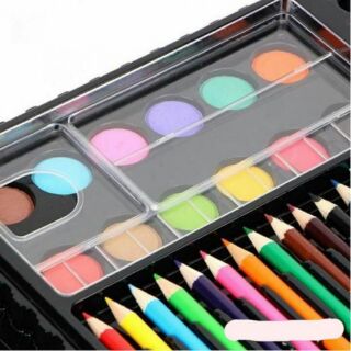 Hộp màu 150 chi tiết
