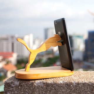 Đế gỗ để điện thoại iPad Puma