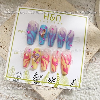 Nailbox móng úp thiết kế cá tính