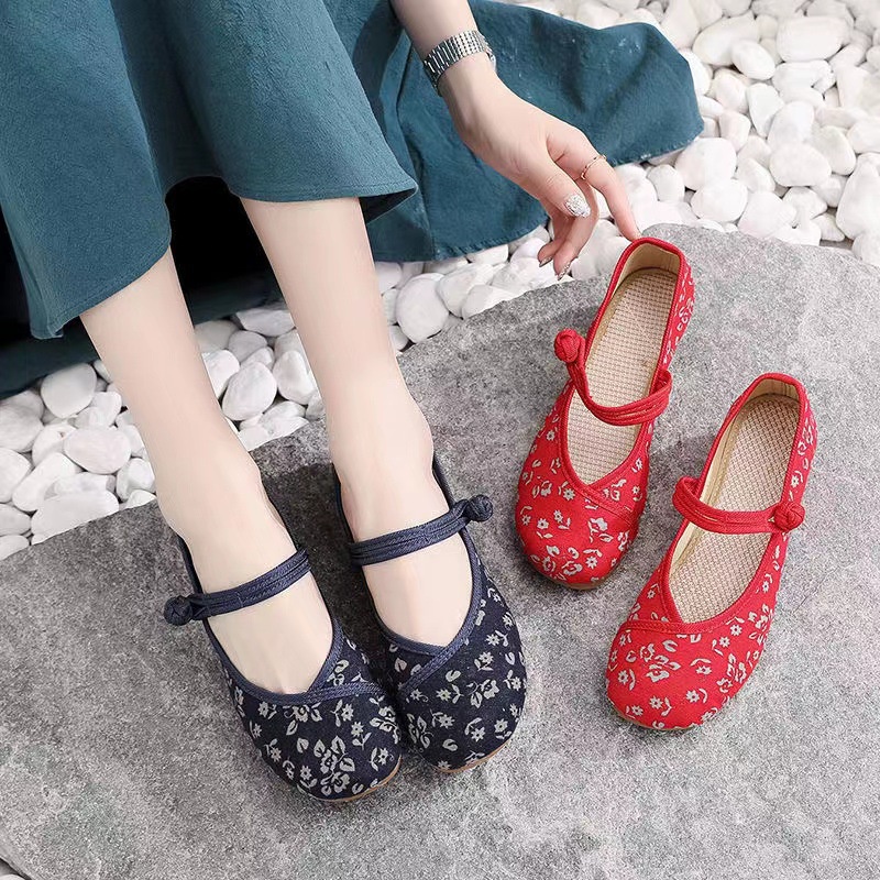 Giày Vải Đế Mềm Thêu Họa Tiết Dân Tộc Bắc Kinh Cổ Điển Cho Nữ A7