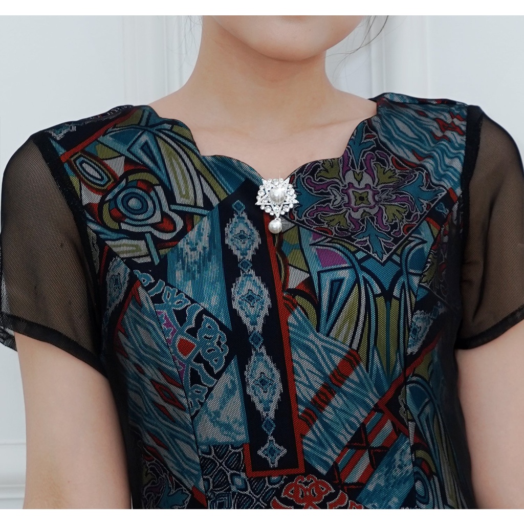 GOTI - Đầm Trung Niên Dự Tiệc Dáng Xòe Dài Qua Gối Phối Lưới Co Giãn Tốt Sang Trọng Cho Mẹ U50 U60 3351 3332