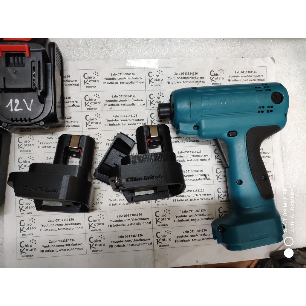 NEW! Đế chuyển pin máy khoan, vit Makita 9.6V NiCD dạng lẫy chốt giữa sang dùng hộp pin cài Makita