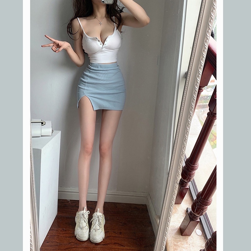 Vest trắng gợi cảm dành cho nữ