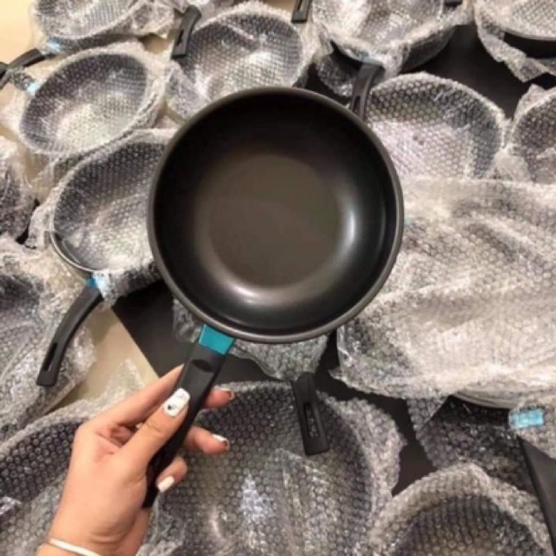 Chảo Chống Dính Sâu Lòng 18Cm Siêu Bền Dùng Cho Mọi Loại Bếp
