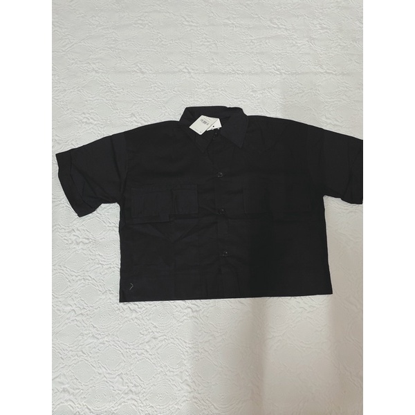 Áo sơ mi  nữ ngắn tay dáng croptop  2 túi nắp