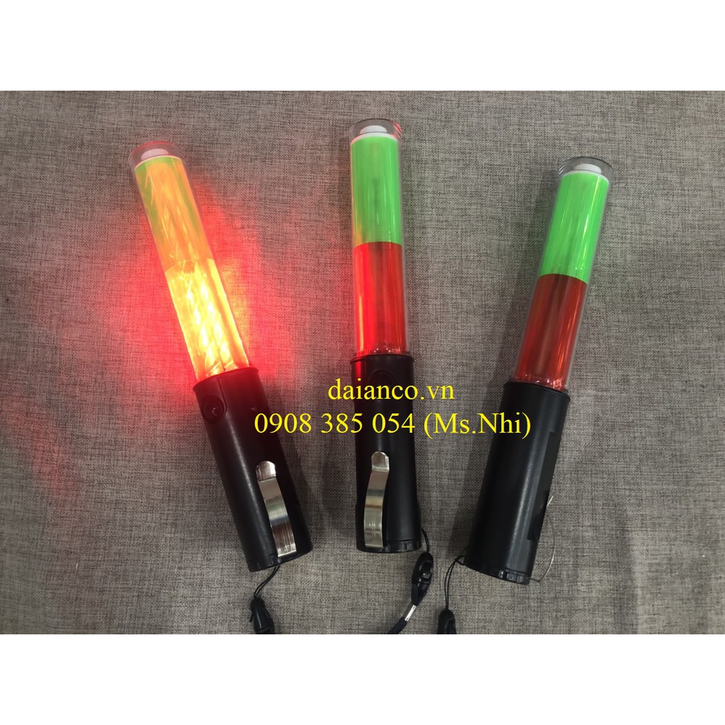 Đèn Gậy Chỉ Huy Giao Thông Hai Màu Dùng Pin Xanh Lá- Đỏ