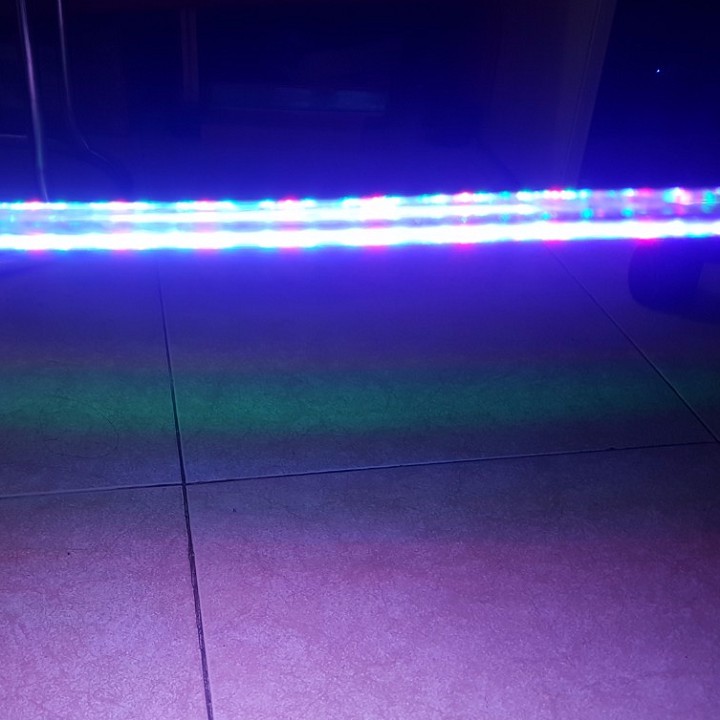 Đèn LED thủy sinh 15w 3 mầu chân kẹp