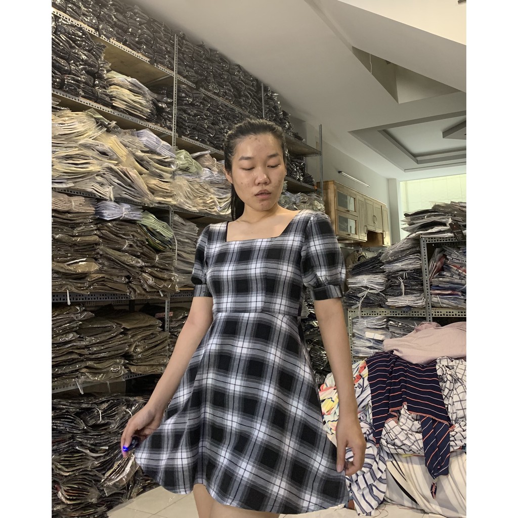 ĐẦM KARO, CỘT NƠ, NGẮN. CÚC TIN.