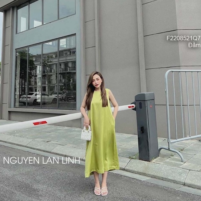 Đầm suông lụa phối cột nơ sau lưng tim sát nách!
